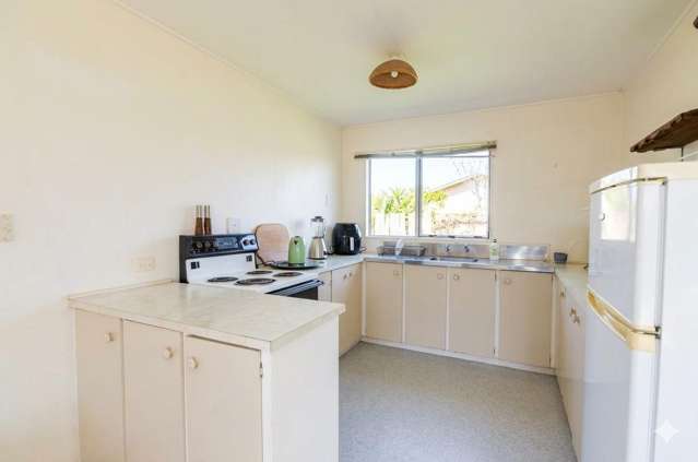 1A Ramsey Place Flaxmere_1