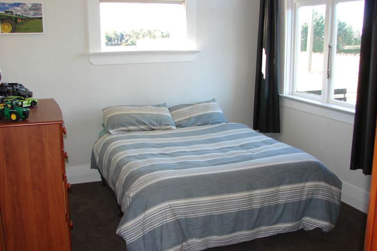 117 Centre Bush Otapiri Road Winton Surrounds_9