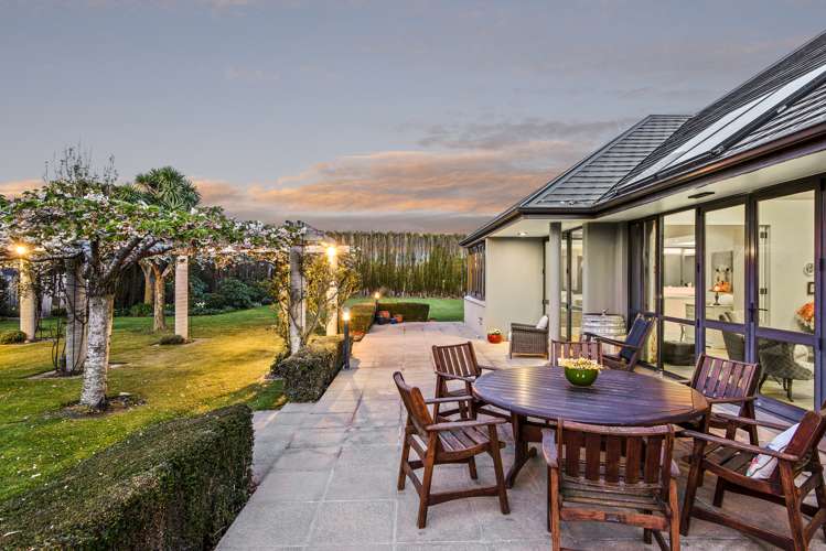 62 Davis Road Lincoln_25