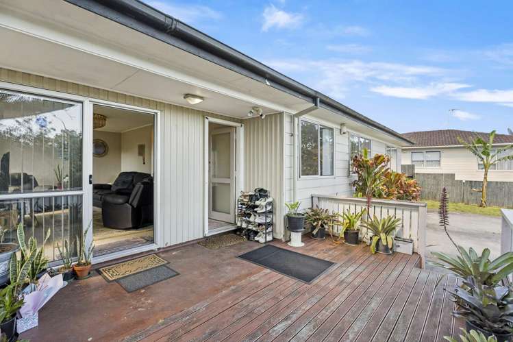 44 Sharland Avenue_2