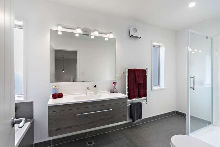 15 Poaka Road Hobsonville_11