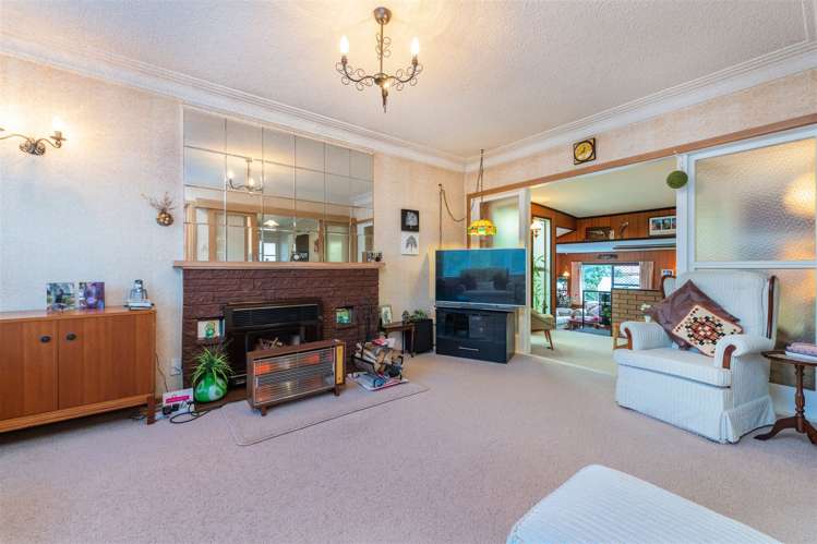 70 Sylvan Crescent Te Atatu South_6