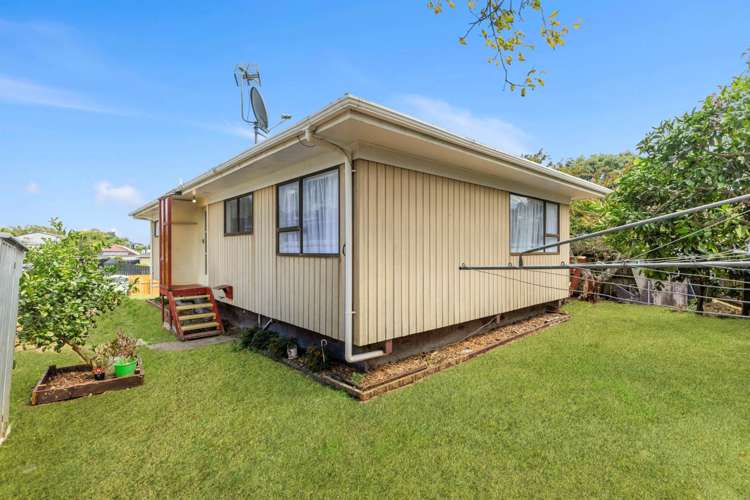 2 Sentosa Place Clover Park_9