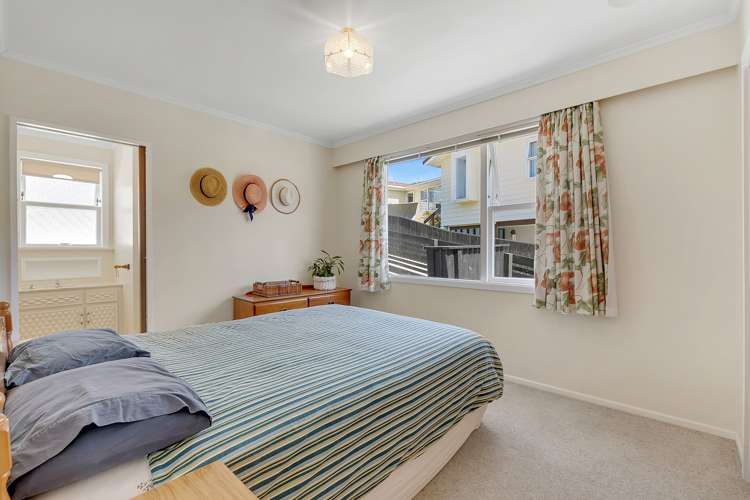 35 Pembroke Street Tawa_14
