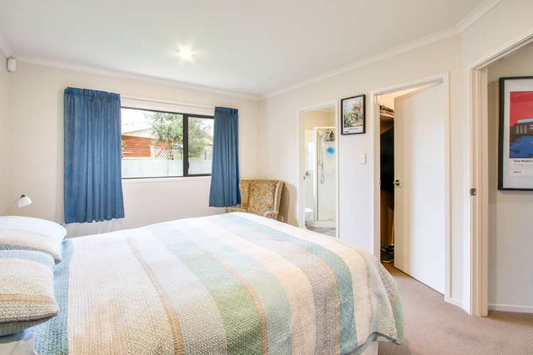 75a Harold Holt Avenue Onekawa_6