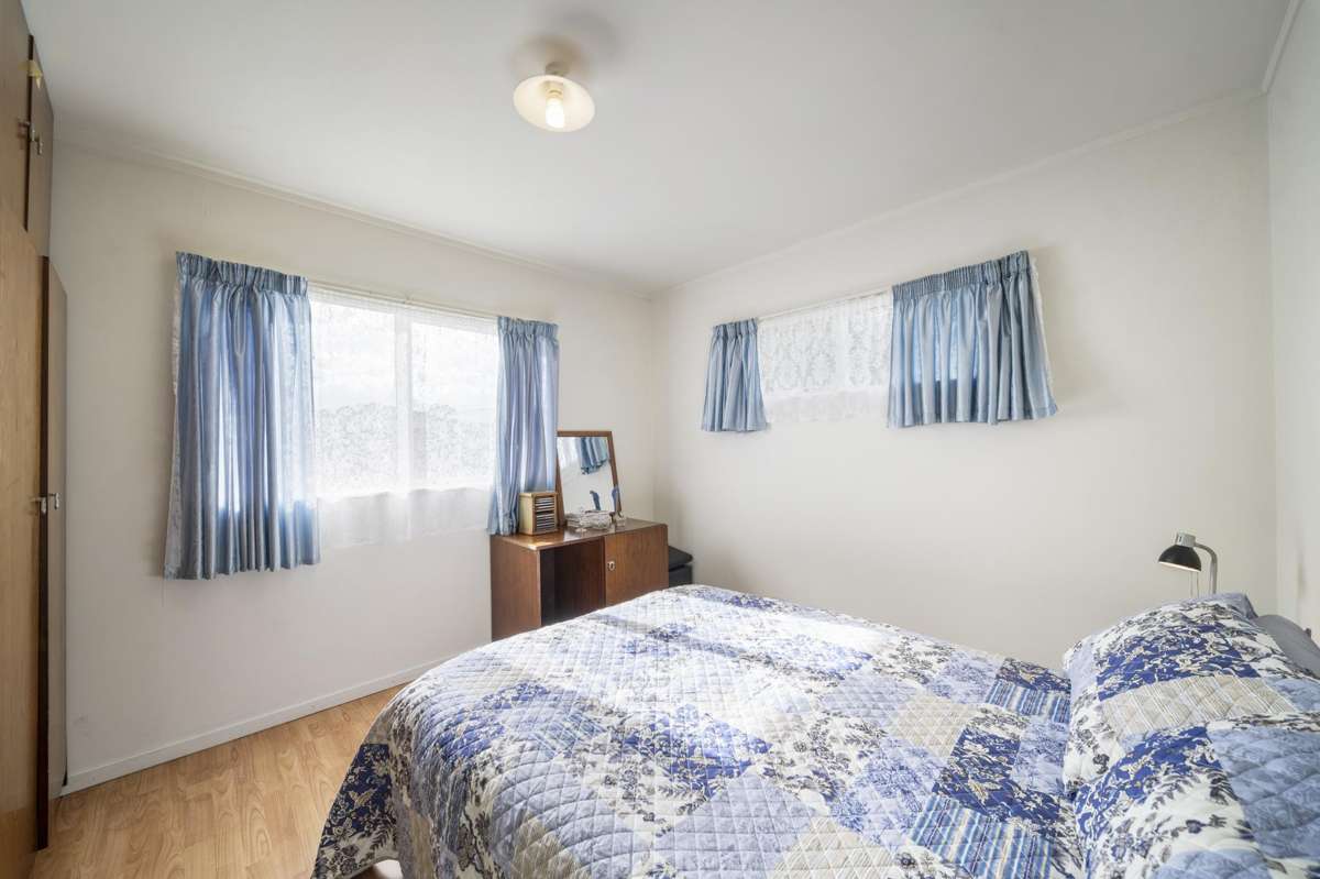 65A Cobham Crescent_2
