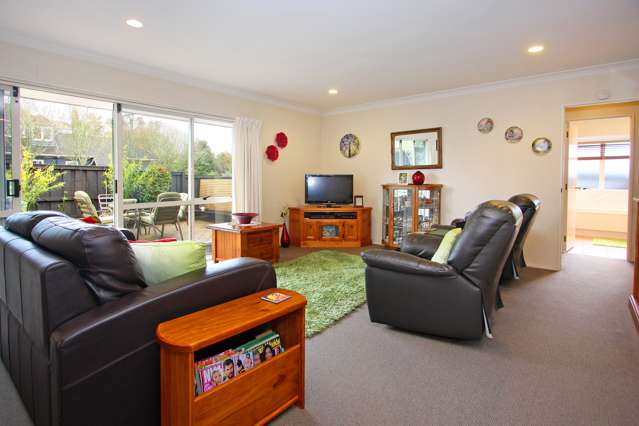 2/8 Nakhle Place Manurewa_1