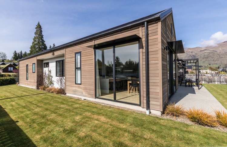 41 Tenby Street Wanaka_3