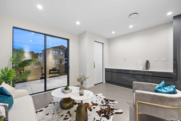 12 Greenstead Close Flat Bush_5