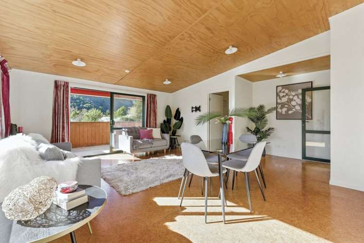 15 Robinson Road The Brook_2