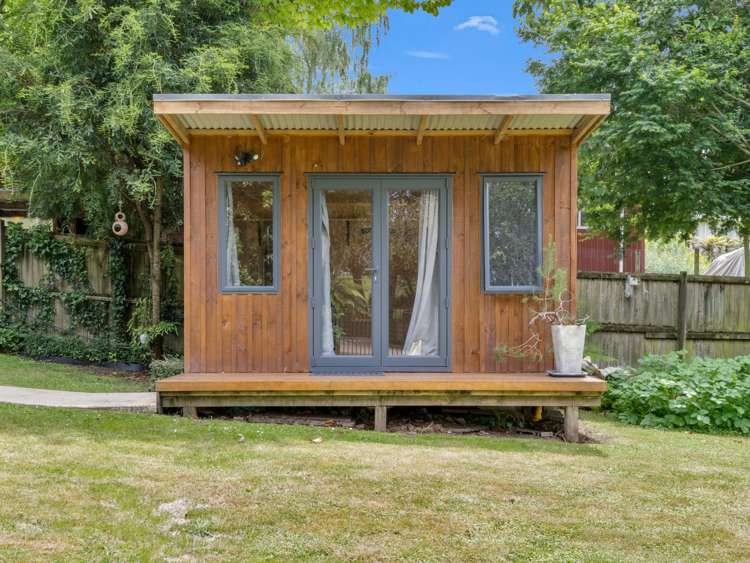 100b Grand Vue Road Kawaha Point_19