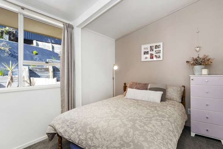 21 Burns Street Gate Pa_21