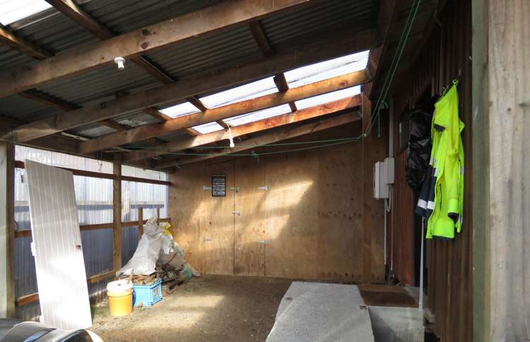 1 Racecourse Road Reefton_23