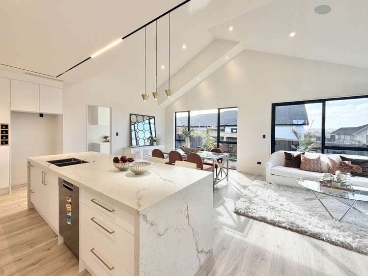 80 Parish Drive_2