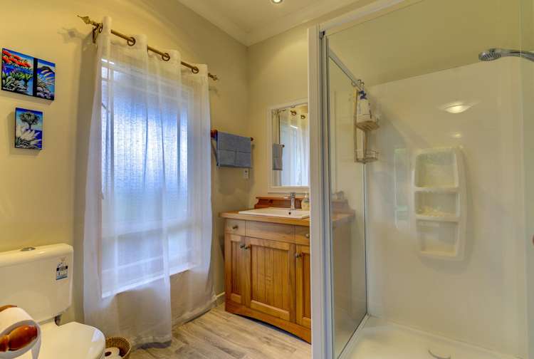 2285 Kakaramea Road Whatawhata_12