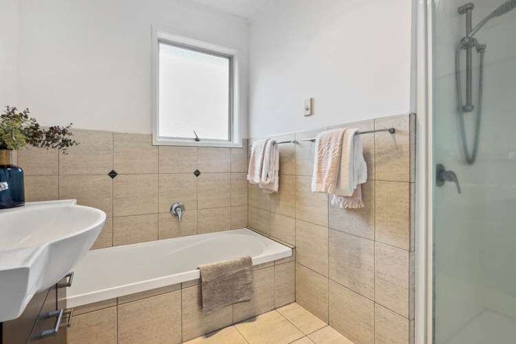 56 Mirrabooka Avenue Botany Downs_17