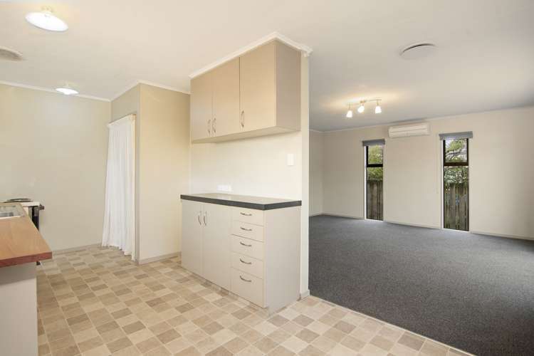 2/50 Polstead Road Stoke_2