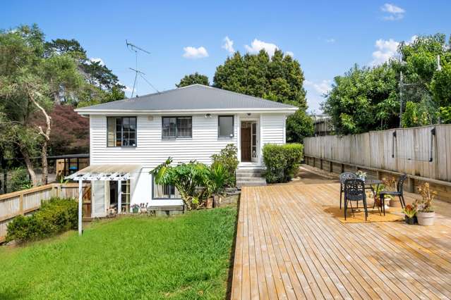 PRIVATE, SUN-SOAKED SANCTUARY WITH FLEXIBLE LIVING