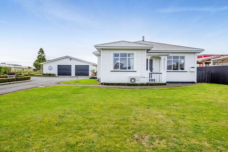 196 Glover Road Hawera_23