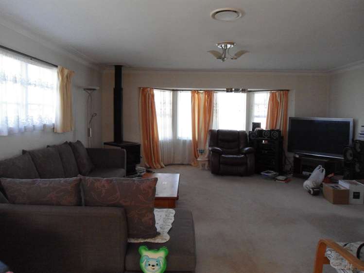 24 Whiteacres Drive Sunnyhills_5