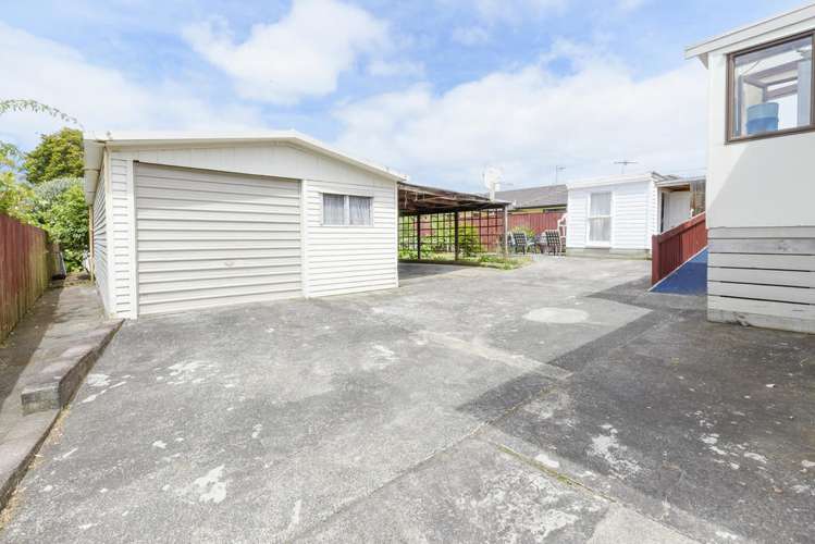 15 Kervil Avenue Te Atatu Peninsula_17