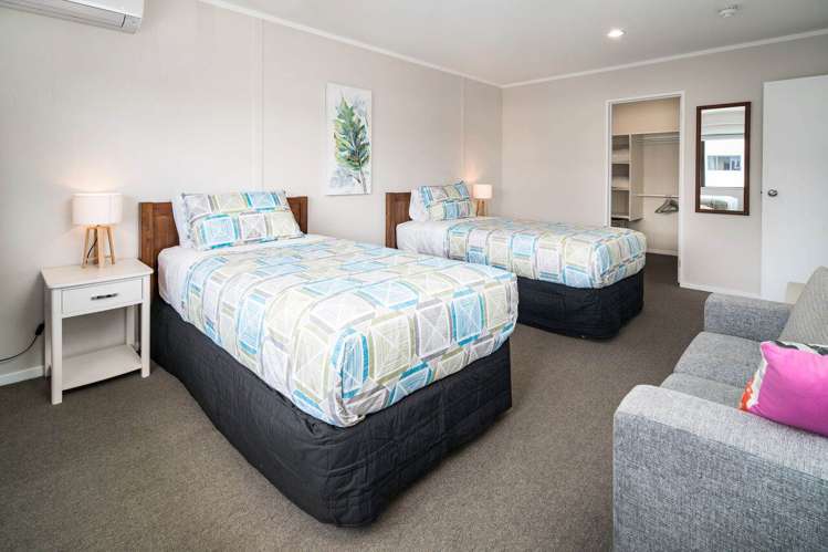 12/11 Freeman Way Manukau_18