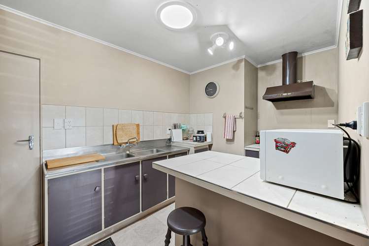 102 Waikawa Road Picton_18