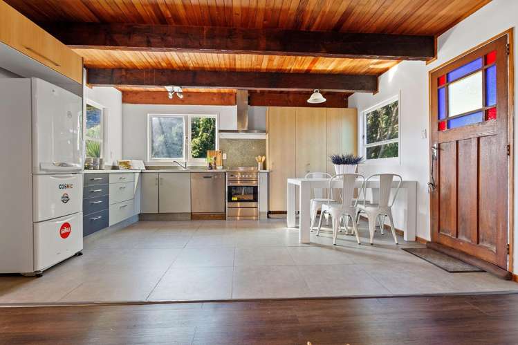 6 Estuary Street Makara_9