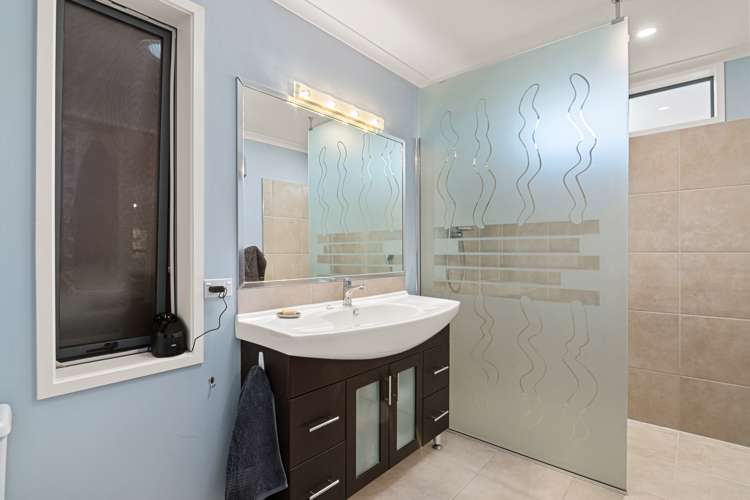 6 Ryeland Avenue Wakefield_11