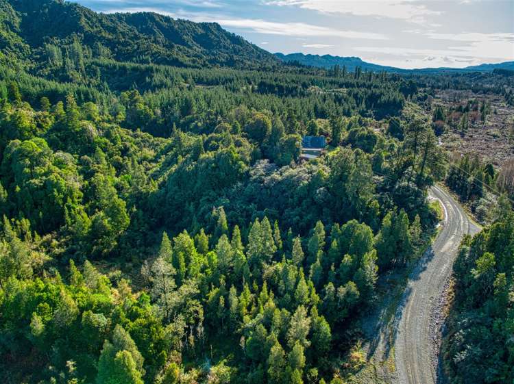 236 Omoto Valley Road Kaiata_25