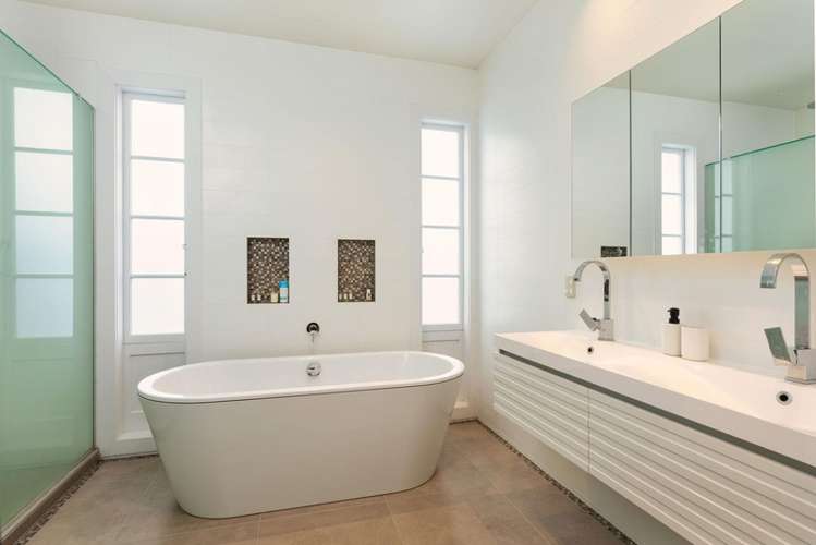 70 Ladies Mile Remuera_13