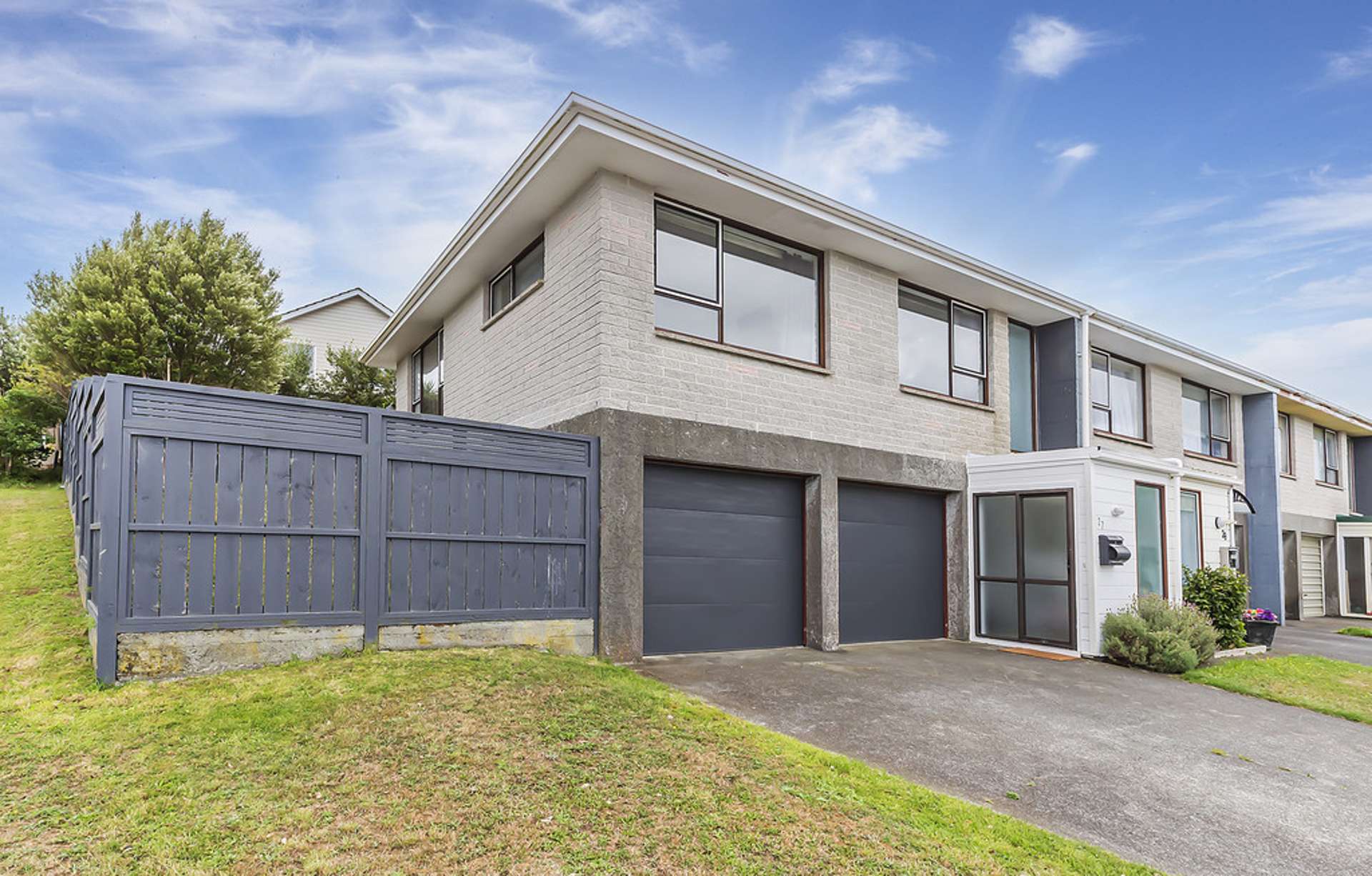 27 Akaroa Drive Maupuia_0