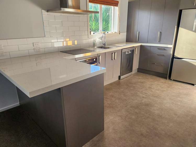 331 Main South Road Paroa_1