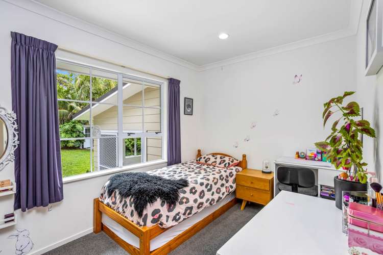 78 Rosario Crescent Red Beach_13