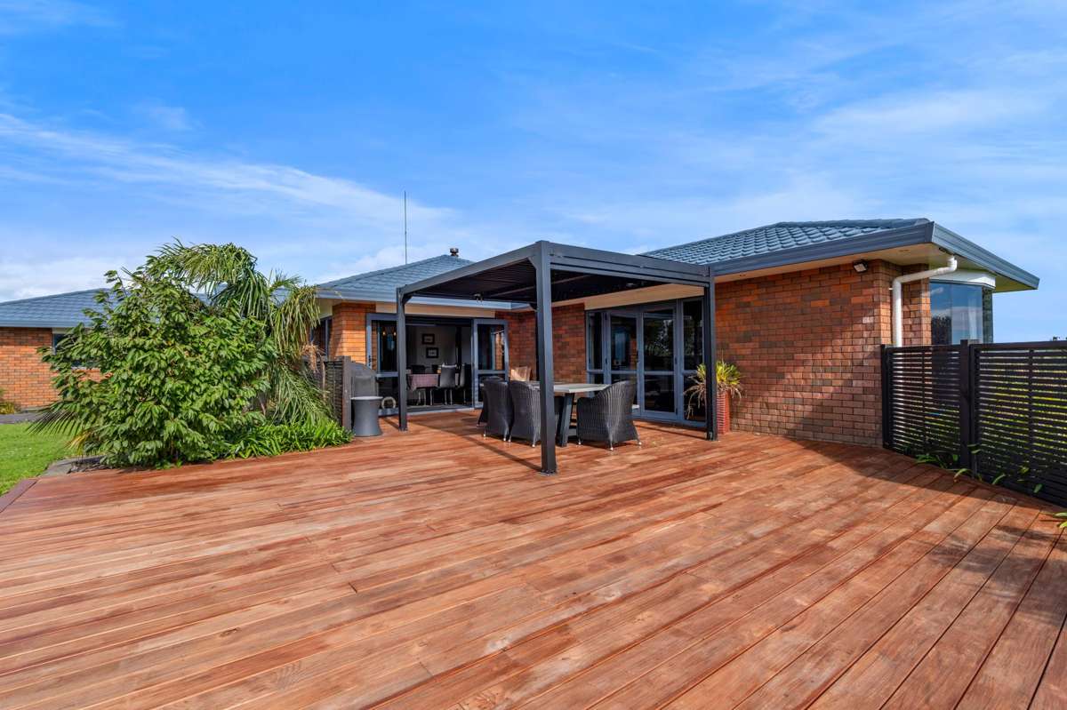 402 Hursthouse Road_5