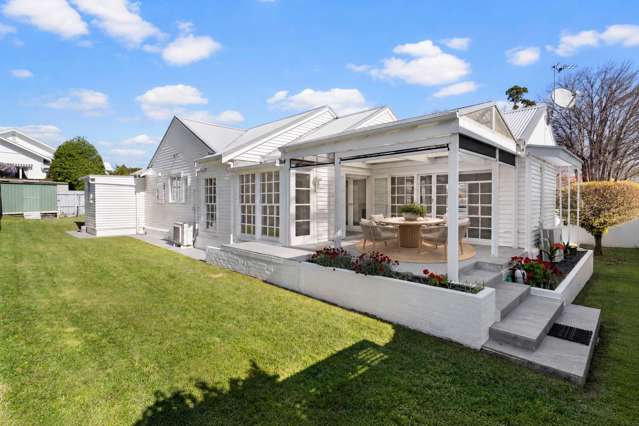 Exceptional Family Living in the Heart of Remuera