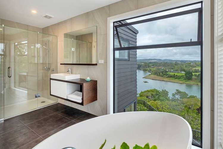 25a Pohutukawa Avenue Cockle Bay_14