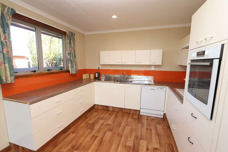 17 Walshs Road Allenton_3