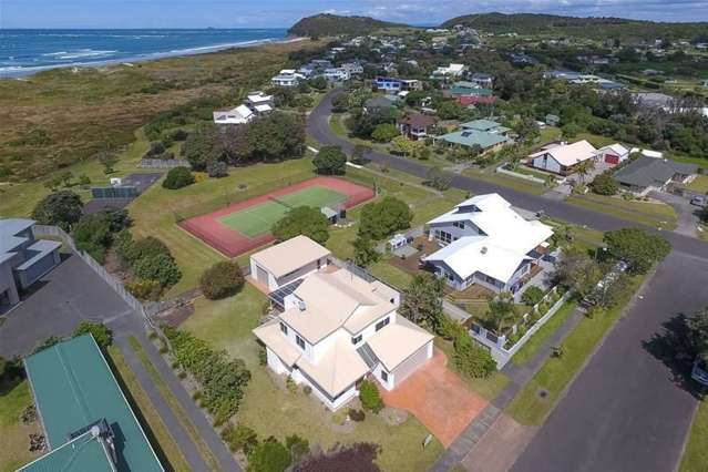 4 Wakanoi Place Hauraki Surrounds_1