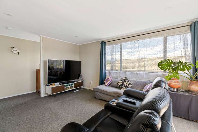 33 Danube Lane Glen Eden_11