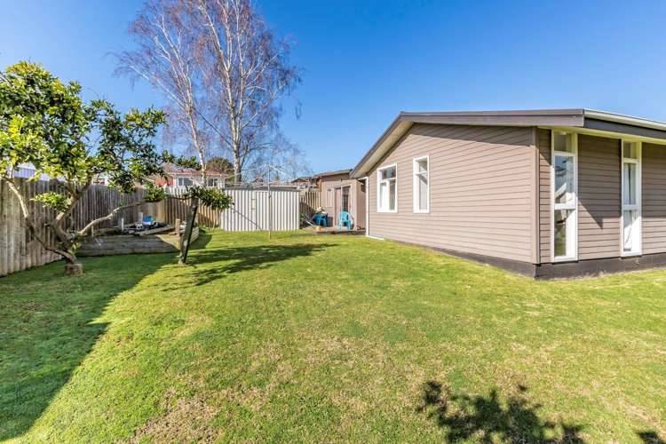 6 Eden Place Pukekohe_25