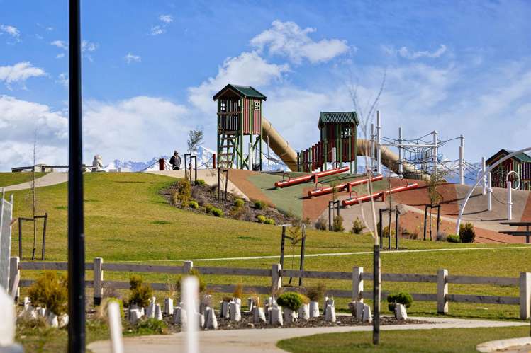 150 Howden Drive Jacks Point_29