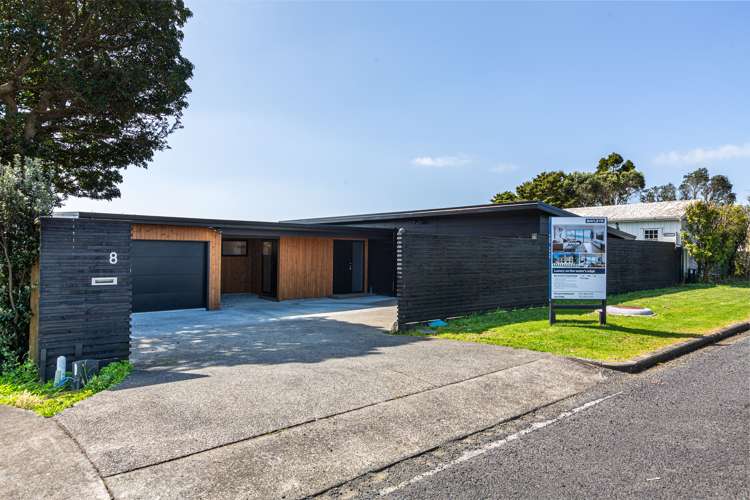 8B Crispe Road Clarks Beach_4