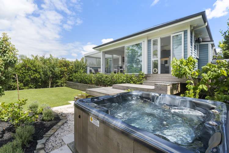 11 Ewen Alison Avenue Devonport_10