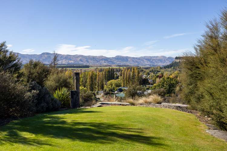 37 Matheson Crescent Albert Town_2