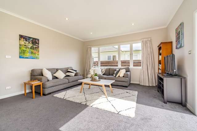 27 Roberts Street Tawa_1