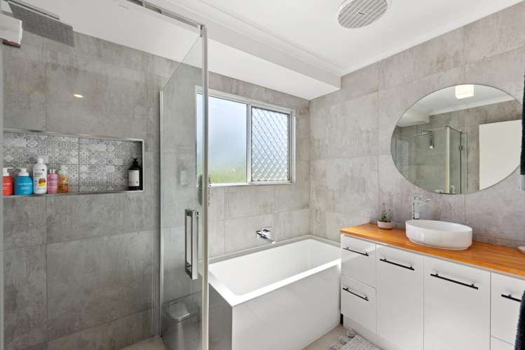 4 Hermon Road Tamborine Mountain_16