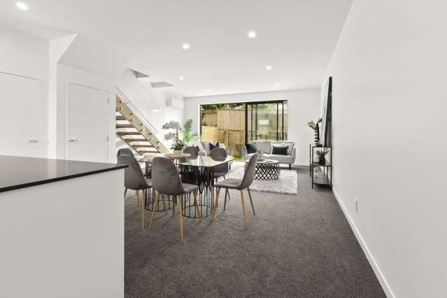 11/166 Queens Drive Lyall Bay_4