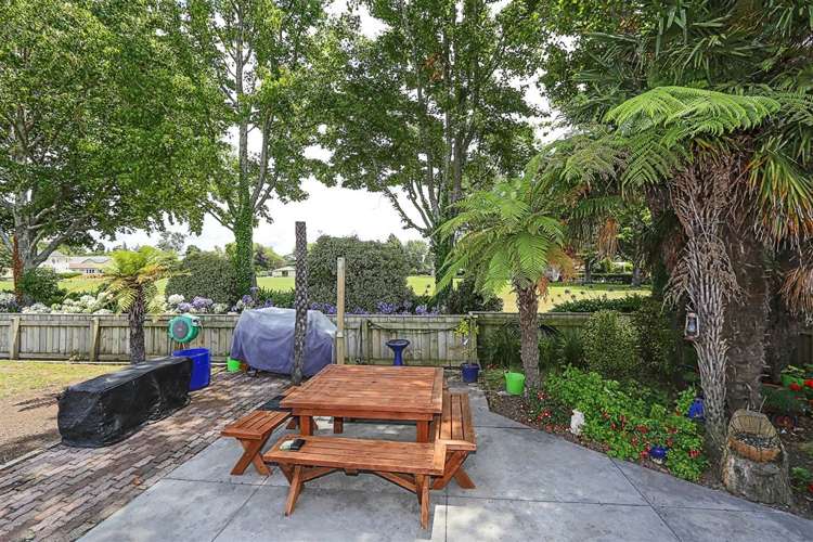 116 Lyndhurst Road Frimley_4