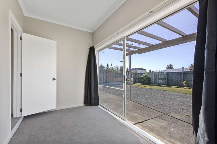 5 Main North Road Woodend_14